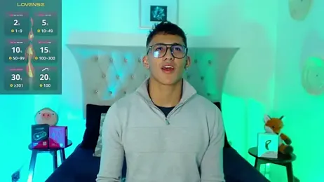 SalvadorFit webcam model stream image