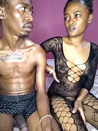 BrownRoxxane6 webcam model stream image