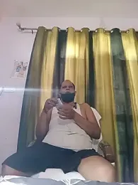 Queennayra12 webcam stripchat model stream image