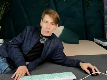 only_eric webcam model stream image