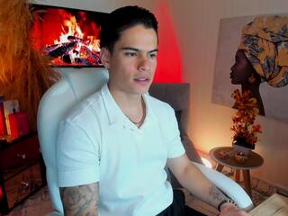 Matt Andersson webcam model stream image