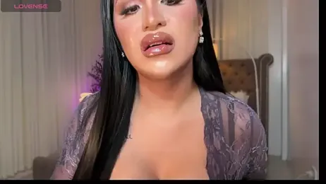 Your_Majesty_Tyra webcam model stream image