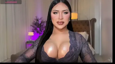 Your_Majesty_Tyra webcam model stream image