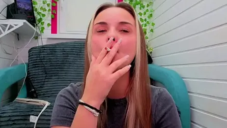 Misss_Vikk webcam model stream image