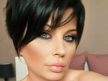 AnaKara webcam model stream image