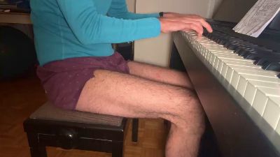 hugohotbi webcam cam4 model stream image