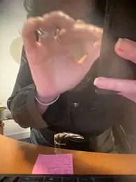 Deessenympho webcam stripchat model stream image