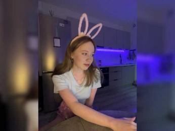 RabbyCute webcam model stream image