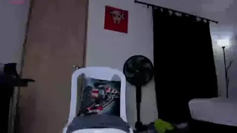 Cloudy_pigDude webcam stripchat model stream image