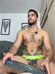 Maximiliano_ford webcam model stream image