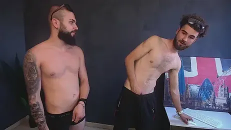 OscarWillss webcam model stream image