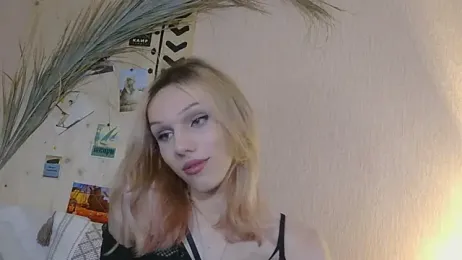 Kirana_Hayes webcam model stream image