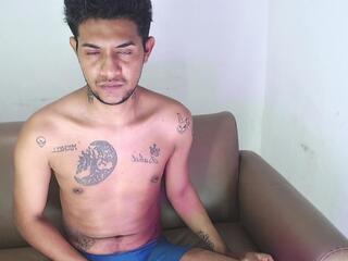 Emiliano Hott webcam model stream image