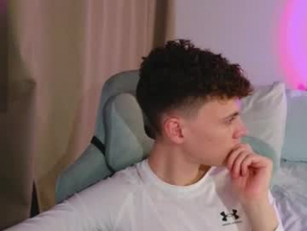 cute_thomas webcam model stream image