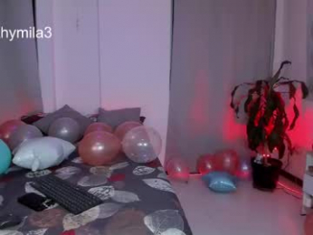 naugthymila3 webcam model stream image