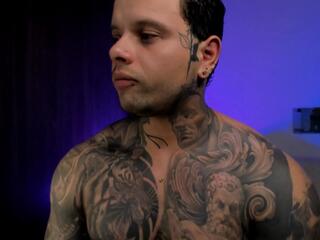 Nate Village webcam model stream image