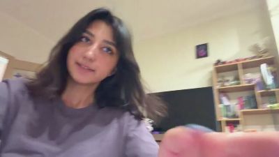 YingPopichak webcam model stream image