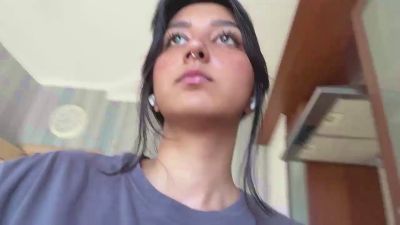 YingPopichak webcam model stream image