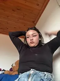 Aly_96 webcam stripchat model stream image