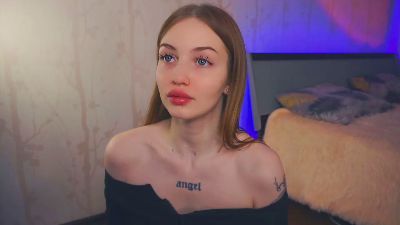 EdwinaClose webcam model stream image