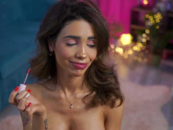 TheAyana webcam bongacams model stream image