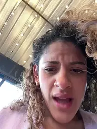 alana15 webcam model stream image