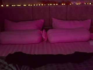 linavelle webcam model stream image