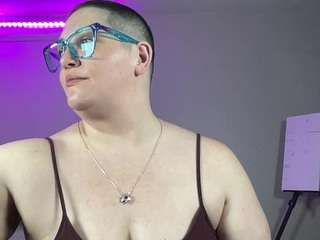 adrianeblake webcam model stream image