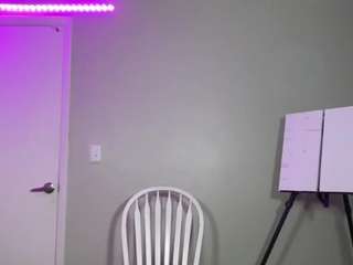 adrianeblake webcam model stream image