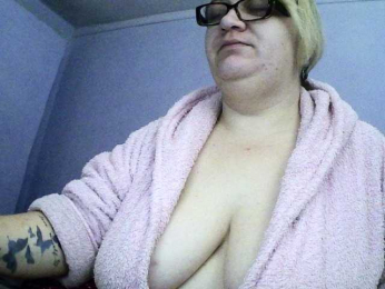 sweetmommy webcam model stream image