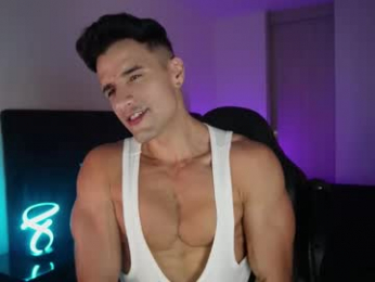 krops_ webcam chaturbate model stream image