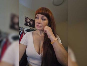Flirt_Red webcam bongacams model stream image