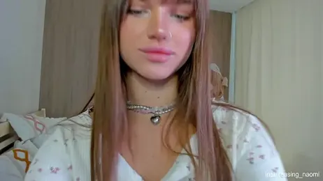 aesthetics__tease webcam model stream image