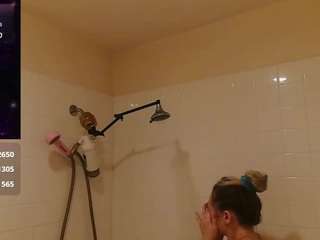 blondiewithanass webcam model stream image