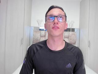 Elliot Murphy webcam model stream image