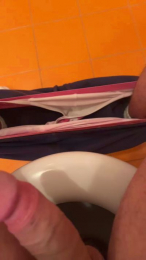 VacatedSnowfall webcam cam4 model stream image