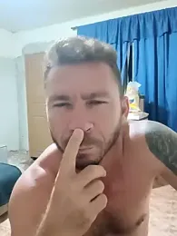 RobertoLuiz84 webcam model stream image