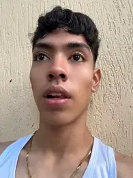 Lion_Boy18 webcam model stream image