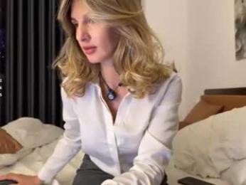 monikate_ webcam model stream image
