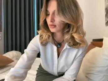monikate_ webcam model stream image