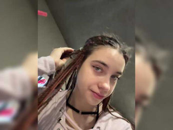 FunnyBanny0312 webcam model stream image