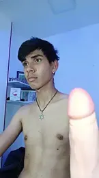 David_925_ webcam model stream image