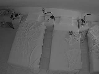 voyeurcam-julmodels-bed-7 webcam model stream image