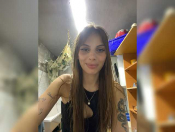 Vik-98 webcam bongacams model stream image