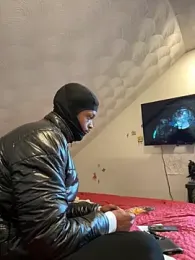 rayyymack webcam model stream image