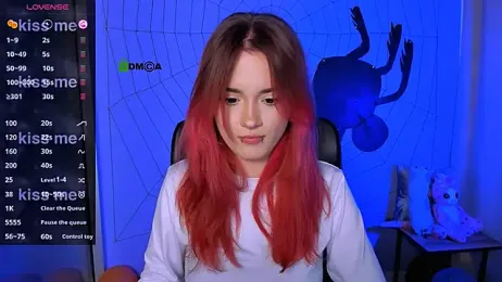 liana_kisses webcam model stream image