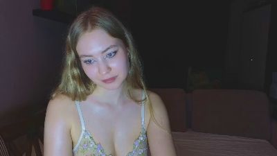 aynayn2002 webcam model stream image