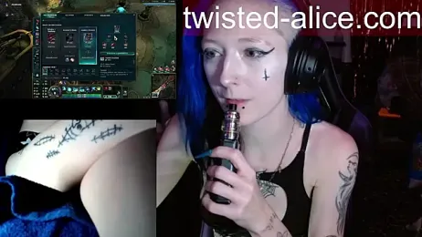 Twisted_Alice webcam stripchat model stream image