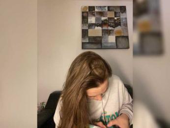 Alisasqrl webcam model stream image