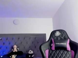 maggiejones webcam model stream image